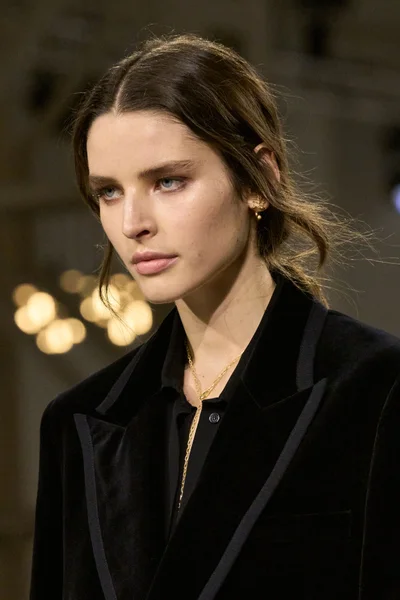 Look 194